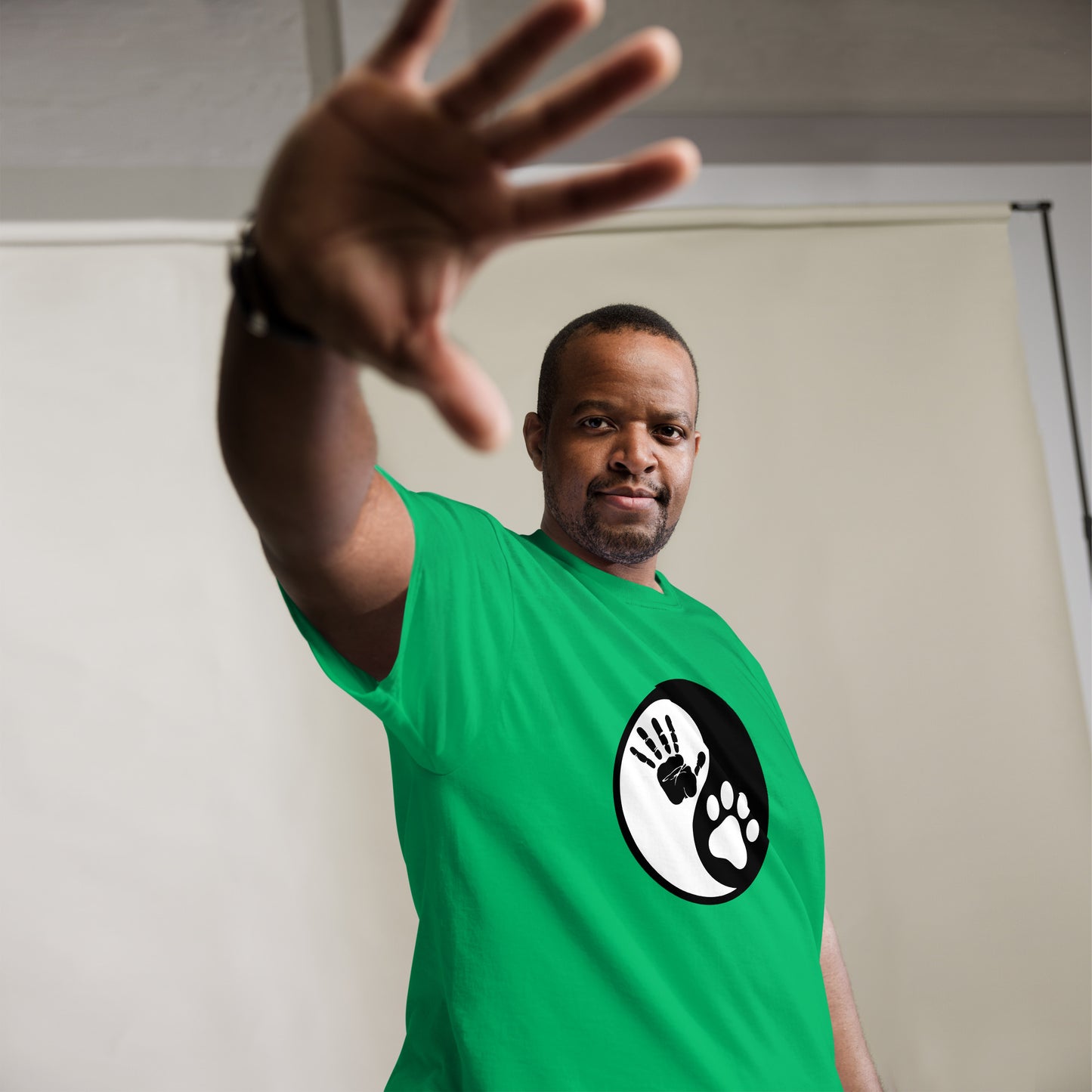 Animal Yin/Yang- Unisex classic tee